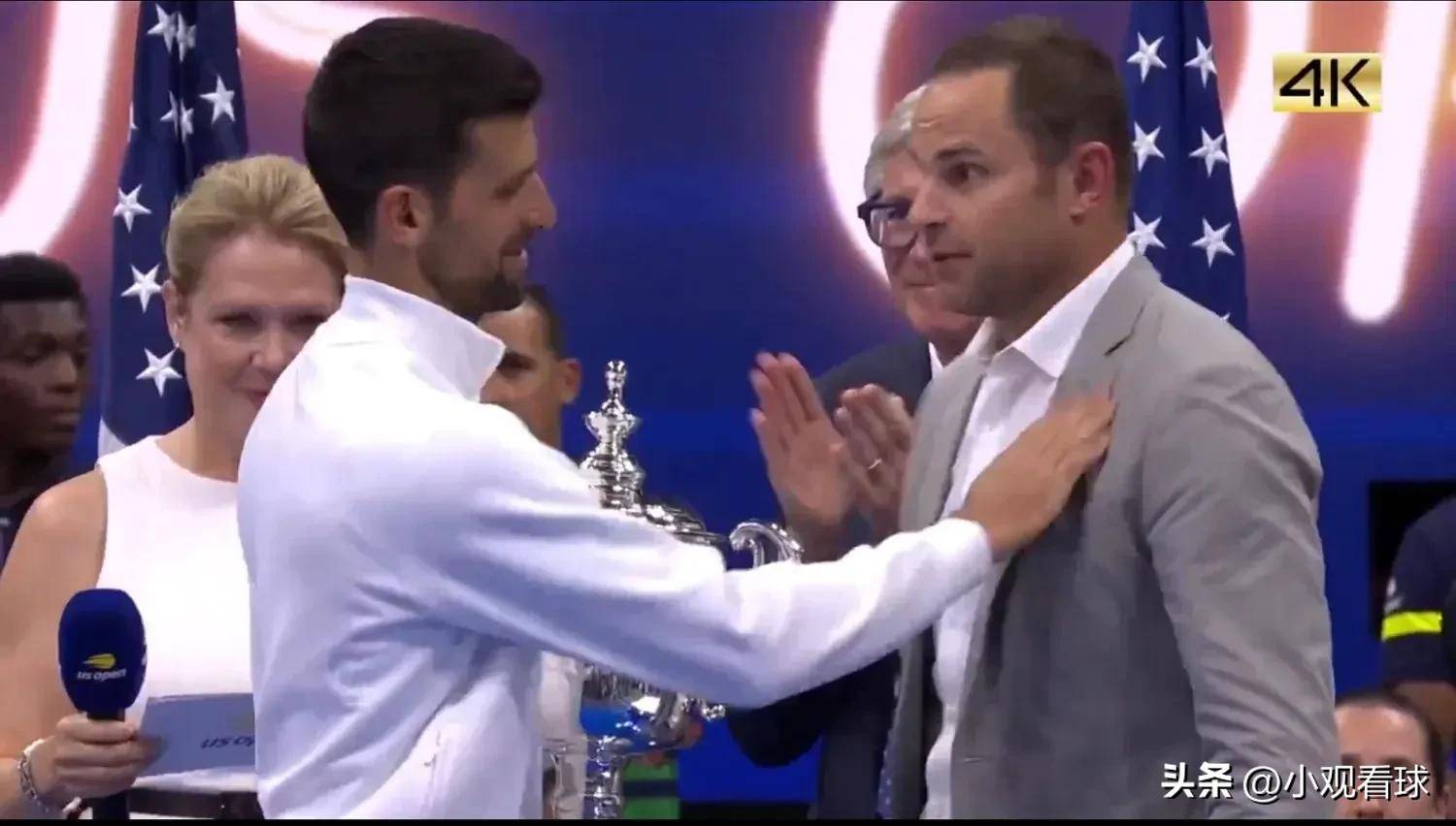 爱游戏APP官方下载包含费德勒迎来五赛季出色发挥，RNG观众热烈欢呼！赢得满堂喝彩的词条