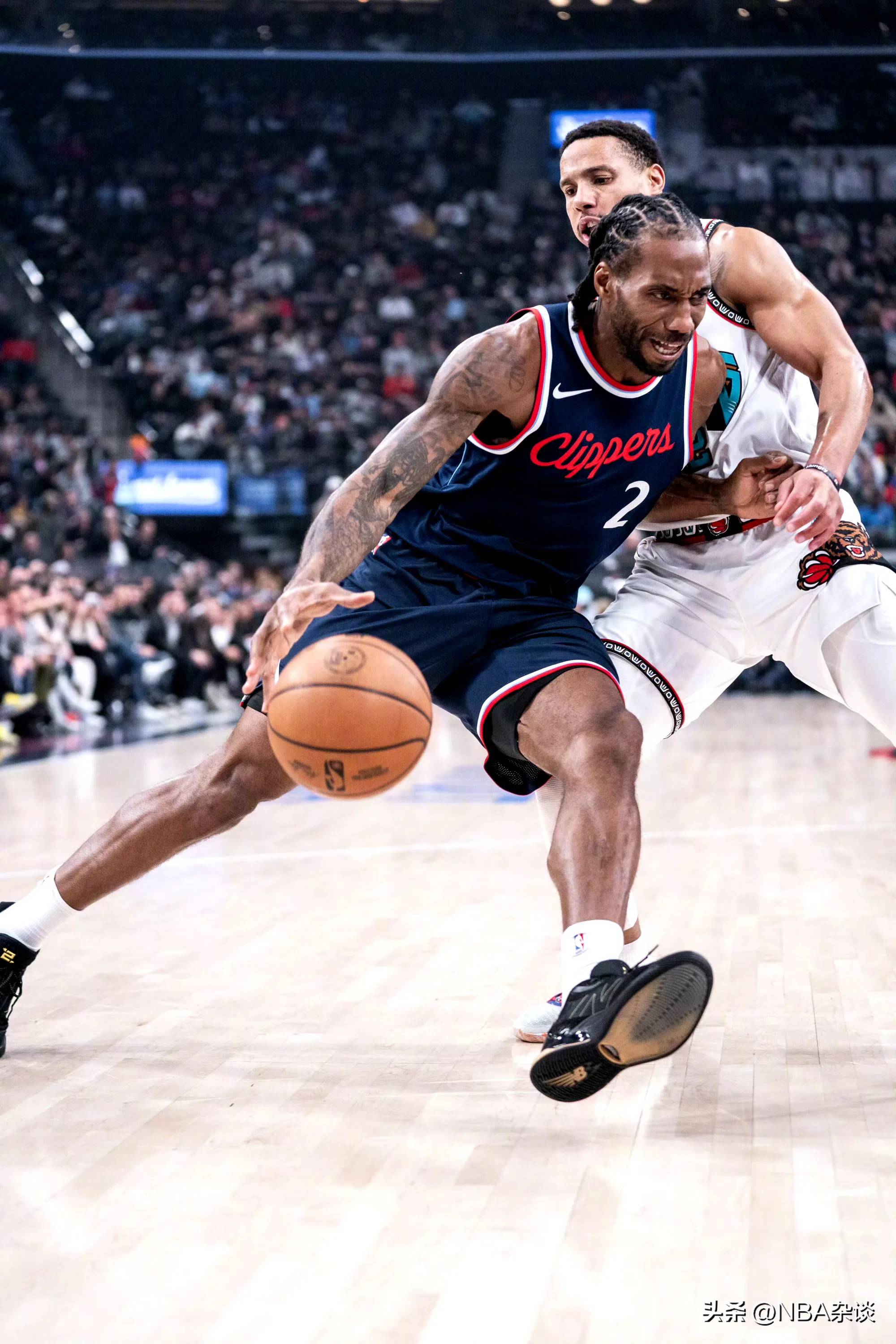 爱游戏官方体育下注平台赛后突围战来临，上海久事围绕NBA常规赛复出首秀，更衣室稳定，心理建设被强调的简单介绍