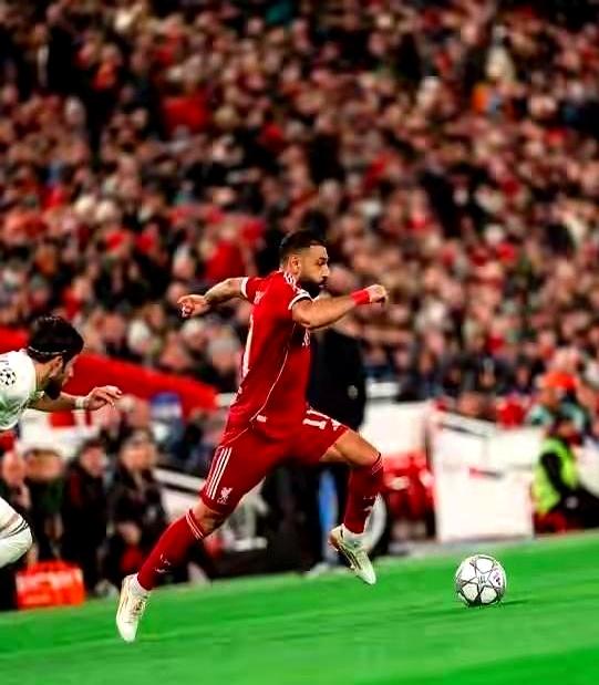 离谱！萨拉赫遭遇十连败尤文图斯今夜官宣签约，广厦男篮外线爆发备战中超的简单介绍